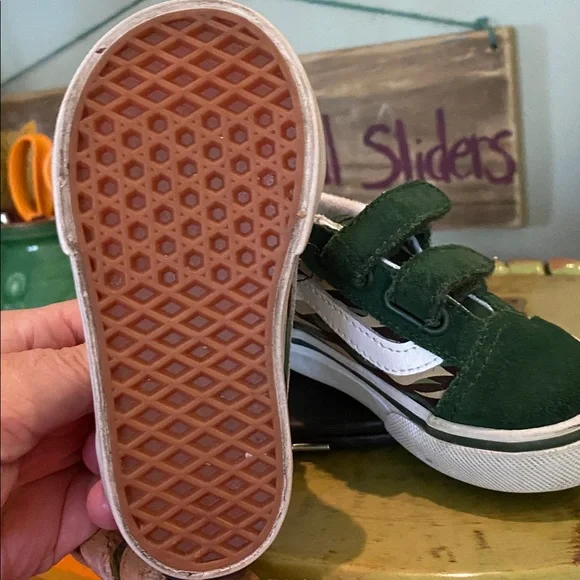 VANS Little Kids Old Skool Shoe - Camo Jungle Green - Picture 8 of 8